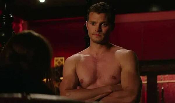 ¡Papichulo de “Cincuenta sombras de Grey” tuvo un patatús!
