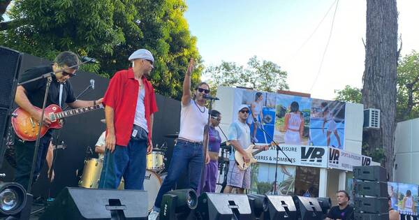 La Nación / Showcase de los Kchiporros en “la esquina más divertida de San Bernardino”, de Radio Disney