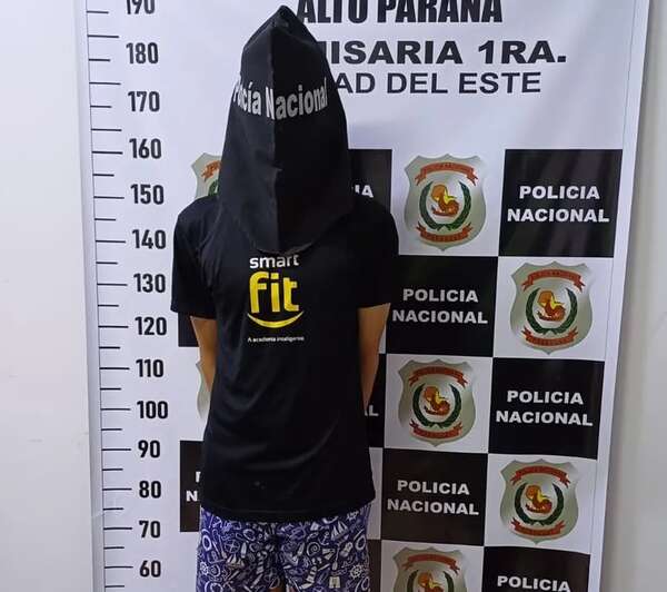 CDE: capturan a joven tras robar el celular de una mujer en el Lago de la República - ABC en el Este - ABC Color