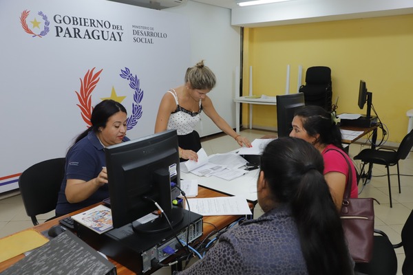 Anuncian proceso de formalización de comedores comunitarios - ADN Digital