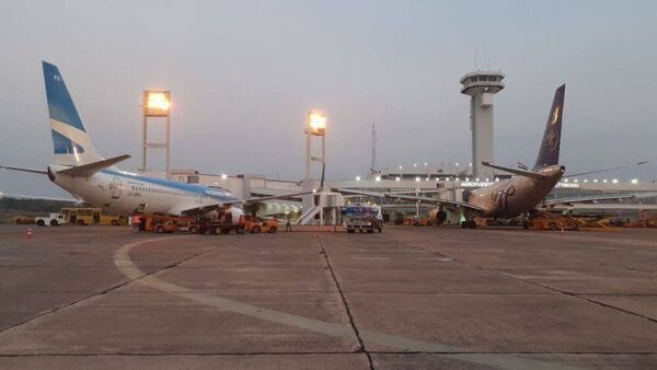 Suspenden los vuelos a Argentina a consecuencia del paro general