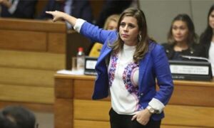 Kattya González insiste en que no hubo incompatibilidad en el caso Torales - Informatepy.com