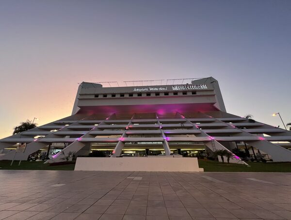 Refuerzan seguridad en aeropuertos tras amenaza terrorista · Radio Monumental 1080 AM