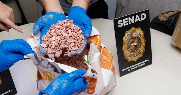 La Nación / Logran detener encomiendas con más de 20.000 pastillas de éxtasis