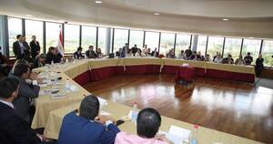 La Nación / Senado tratará desafuero de Rivas el 15 de febrero