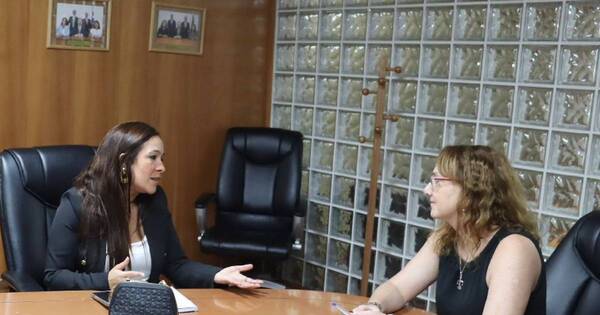 La Nación / MEF intercambia visiones de trabajo sobre servicio civil con autoridades de Chile