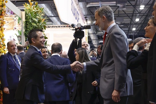 Noboa dijo en visita a Madrid que Ecuador vive "una guerra no convencional" - .::Agencia IP::.