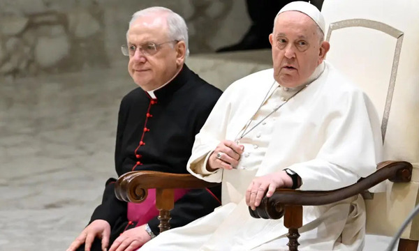 El papa Francisco dice que el Holocausto ayude a no olvidar que odio y violencia no pueden justificarse