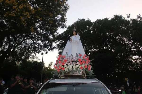 En Atyrá honran a la Virgen de la Candelaria - Nacionales - ABC Color
