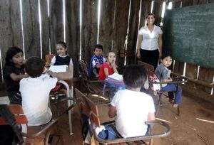Escuelas en ruinas: Imagen dolorosa del gobierno de Marito que no invirtió en educación pero sí en viajes y discursos – La Mira Digital