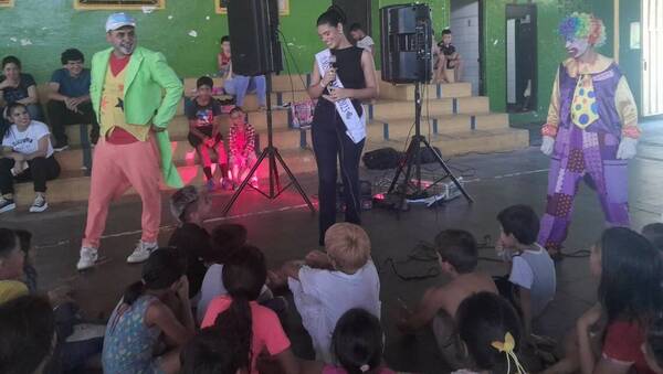 La Miss Limpio no descansa, ¡está a full con sus eventos sociales!
