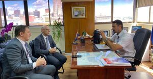 Policía Federal y Migraciones de Paraguay coordinan tareas de seguridad en las fronteras - La Tribuna