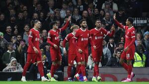 Liverpool resiste y se medirá al Chelsea en la final de la Copa de la Liga