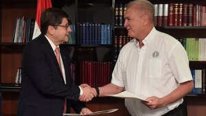 Firman convenio que busca sanear la economía de los funcionarios de la FGE