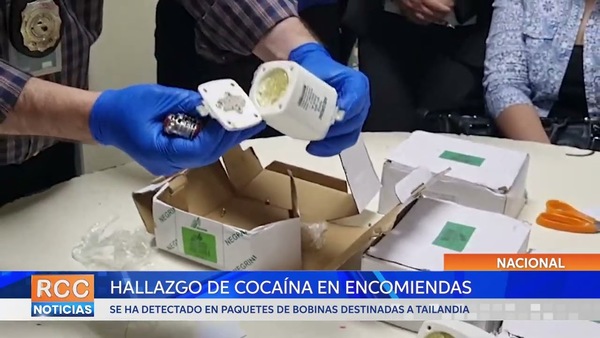 Hallazgo de cocaína en encomiendas durante controles en el aeropuerto