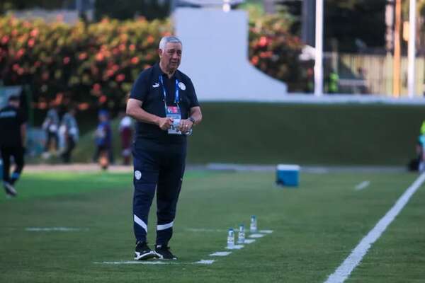 Carlos Jara Saguier: “Se va a estar hablando otra vez del fútbol guaraní” - Fútbol - ABC Color