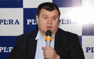 Dionisio Amarilla aseguró que hay elementos para pedir la pérdida de investidura de Kattya Gonzalez. - Informatepy.com