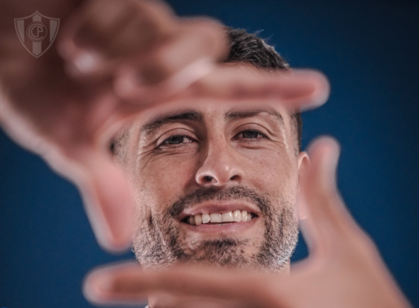 Versus / ‘Pachi’ Carrizo extiende su contrato con Cerro Porteño hasta 2026