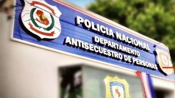Policías detenidos por supuesta extorsión a conductor de Bolt