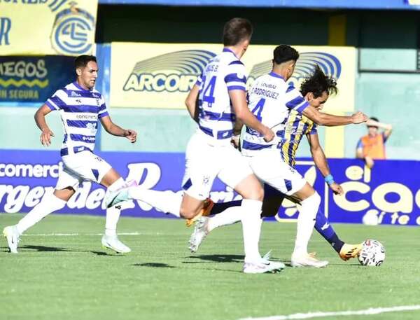 2 de Mayo-Sportivo Trinidense, el penúltimo juego de la segunda - Fútbol - ABC Color