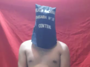 Arresto domiciliario para policía imputado por supuesta tentativa de feminicidio - Noticiero Paraguay