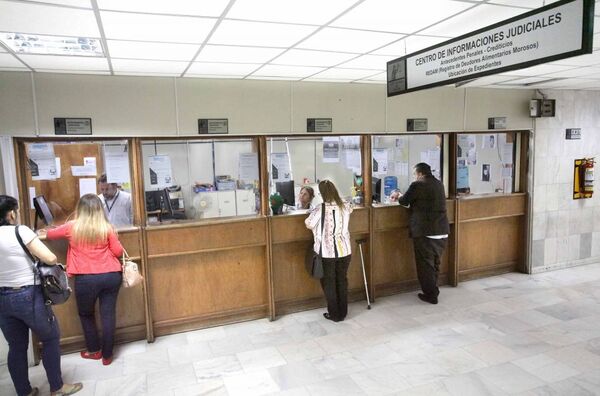 Expedición de certificados judiciales durante la Feria Judicial