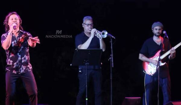 ¡Diego Torres vino a cantar en un evento privé!