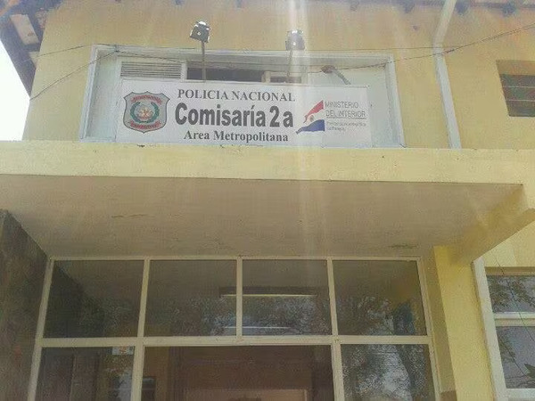 Imputan a policías con antecedentes por coima en caso de presunta implantación de droga