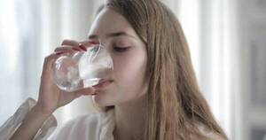 La Nación / Antes o después de la comida: ¿cuál es el mejor momento para tomar agua?