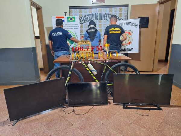 Brasileño es detenido con televisores, bicicleta y celular robados - Radio Imperio 106.7 FM