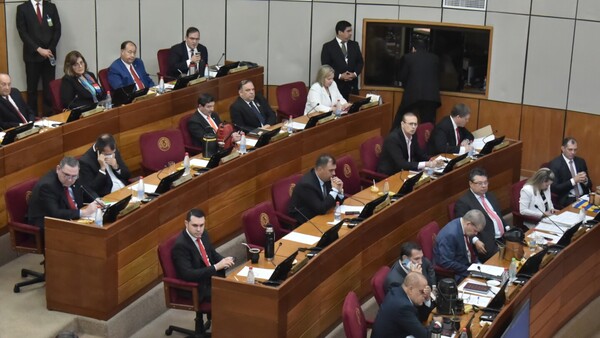 Ordenadores de gastos usan al Estado como despensa, acusan