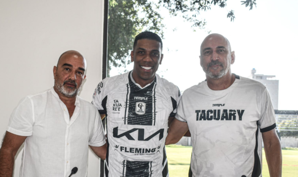 Versus / Berrío, fichaje estrella de Tacuary: “Este paso es muy importante”