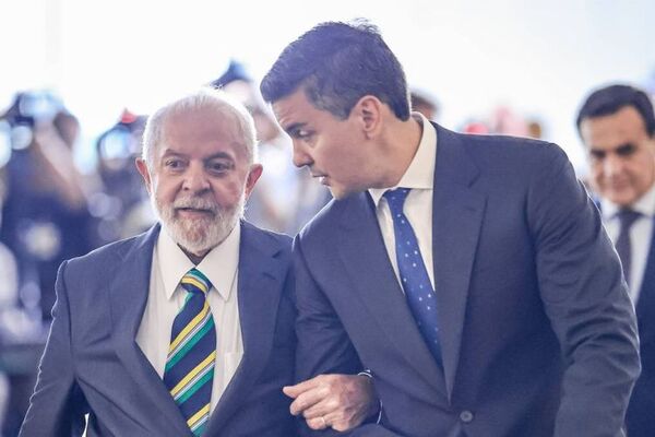 Lula amenaza con dejar de comprar energía excedente de Paraguay, según Folha