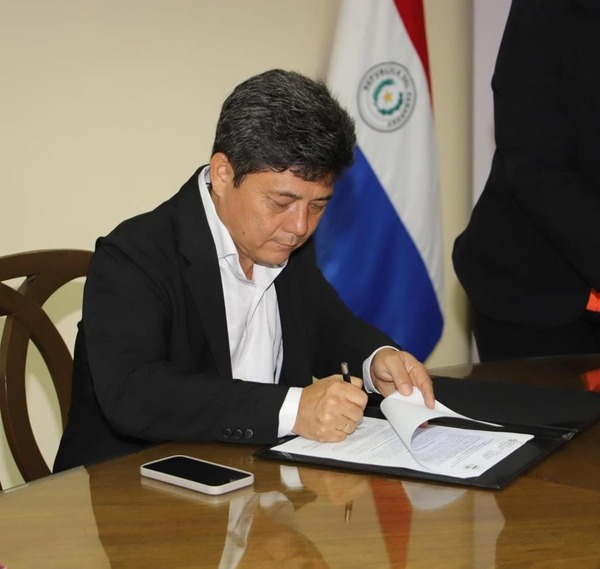 Sospechas de negociados y falta de gestión en varios municipios de Alto Paraná - La Clave