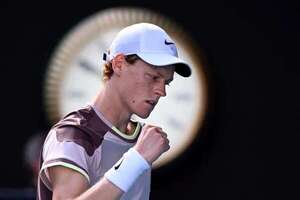 Jannik Sinner supera a Djokovic en semifinales del Abierto de Australia - Tenis - ABC Color