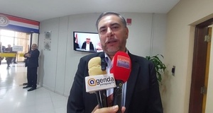 Senador presenta propuesta integral para ordenar los RRHH en el Congreso