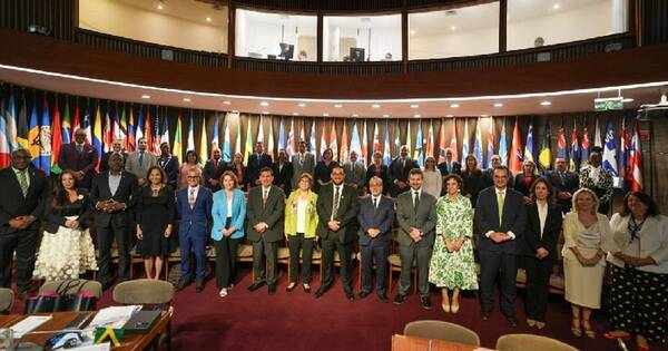 La Nación / Capital humano es pieza base en la administración pública, dice viceministra