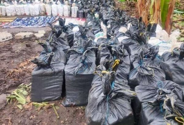 En Guayaquil, los guardacostas luchan contra un narcotráfico cada vez más sofisticado