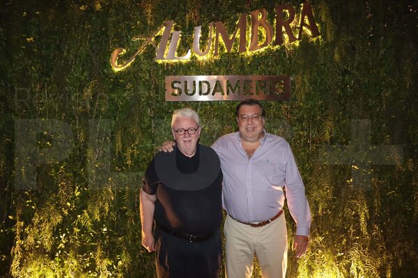 Alumbra: Sudameris da la bienvenida al 2024 con un light concert en San Bernardino - Revista PLUS