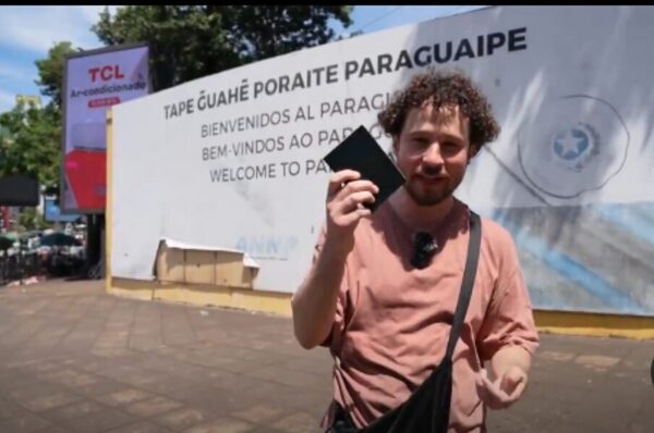 “Luisito Comunica” mostró lo fácil que fue entrar a Paraguay