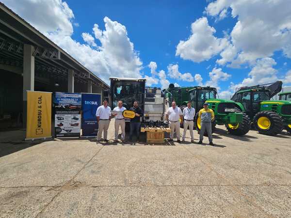 KUROSU & CÍA entregó modernos equipos John Deere y Wirtgen a TECSUL SAE