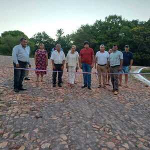 MÁS OBRAS VIALES EN ACAHAY