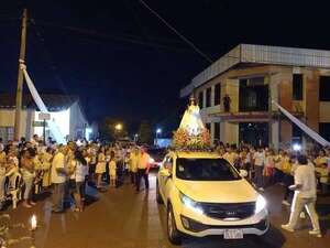 Devoción a la Candelaria y “La Noche blanca” convocan a la feligresía en Atyrá - Nacionales - ABC Color