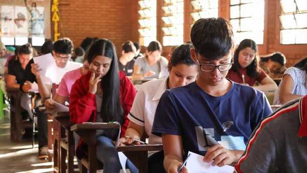 Proceso de becas con Irregularidades y falta de transparencia generan indignación