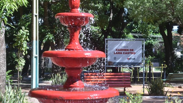 Organizaciones rechazan que la plaza Carmen de Lara Castro lleve otro nombre