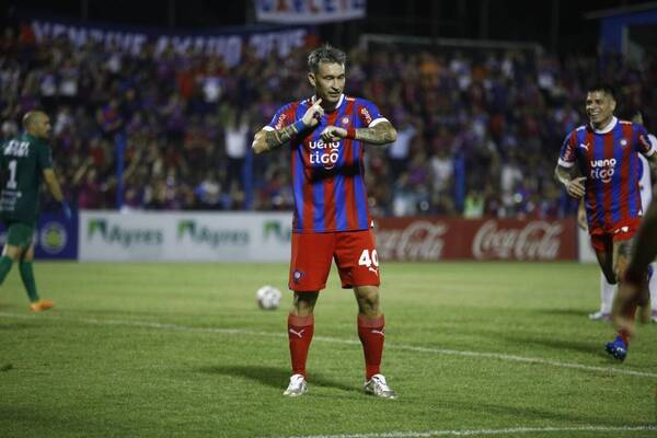 [VIDEO] 12-8: Lo que significa el festejo de gol del "Queso"