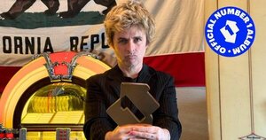 Green Day celebra su quinto álbum en llegar al número 1 en el Reino Unido con «Saviors»