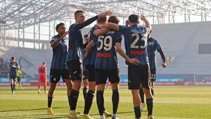 Atalanta aprieta por la ‘Champions’