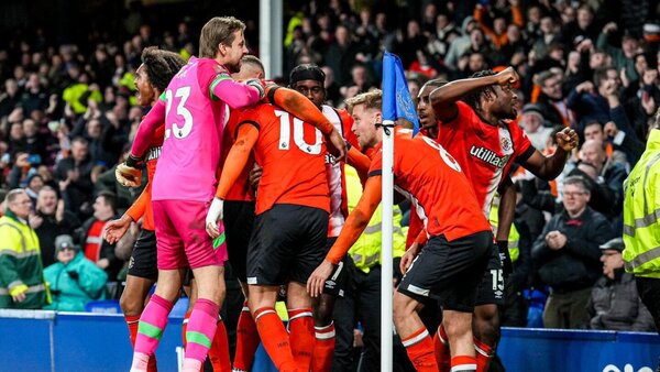 El Luton y el Brighton, a octavos de la Copa de Inglaterra