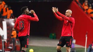 Carlos González frena a las Chivas